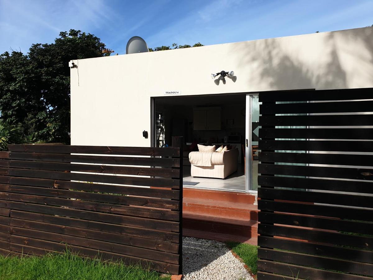 Amakaya Backpackers Travellers Accommodation เพลตเตนเบิร์กเบย์ ภายนอก รูปภาพ